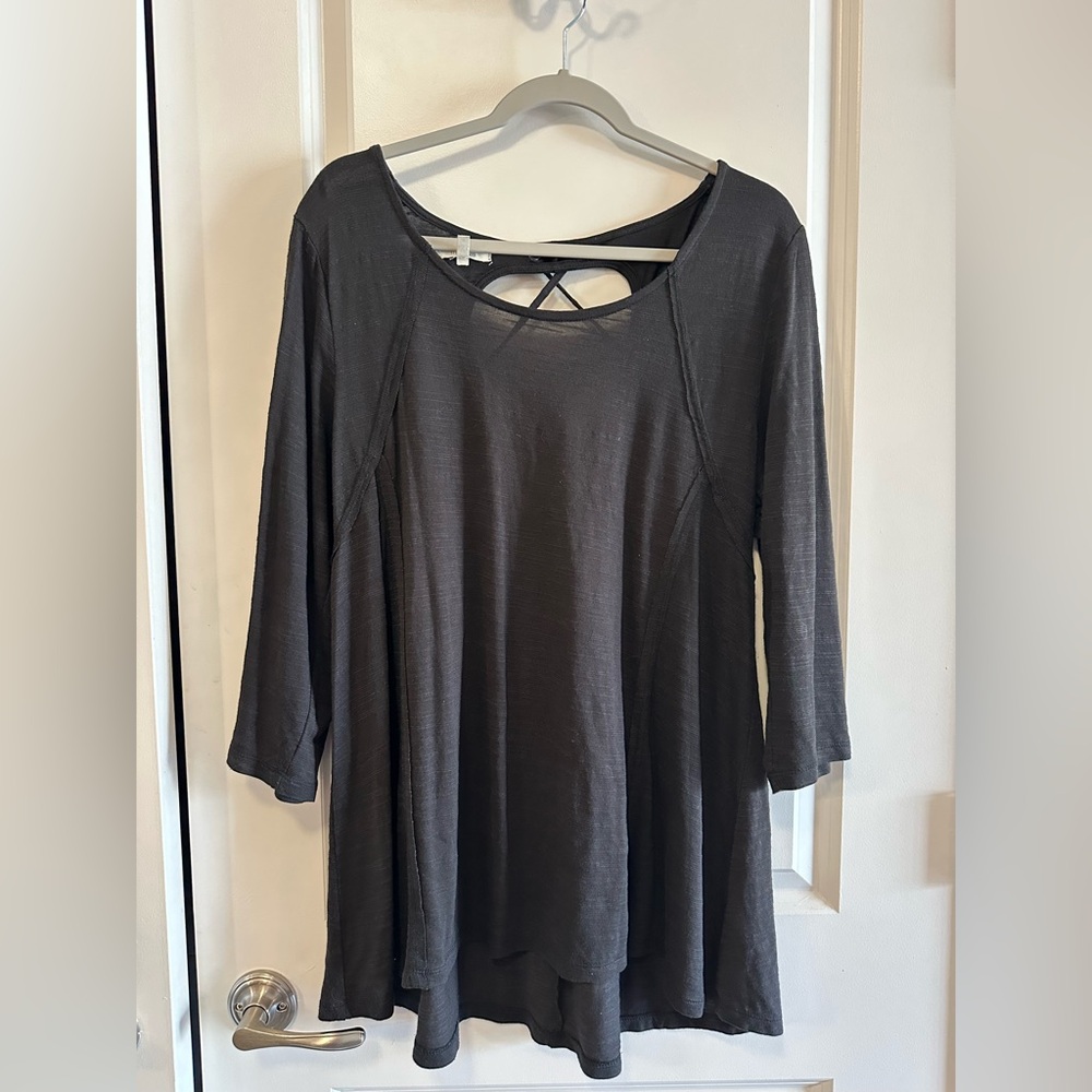 Women's Black Top